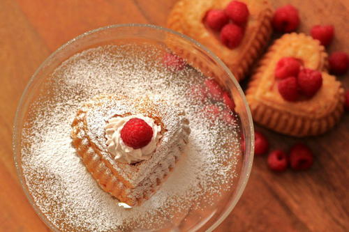 Heart-Shaped White Chocolate Cakes with Raspberry Cream Heart Shaped White Chocolate Cakes with Raspberry Cream
