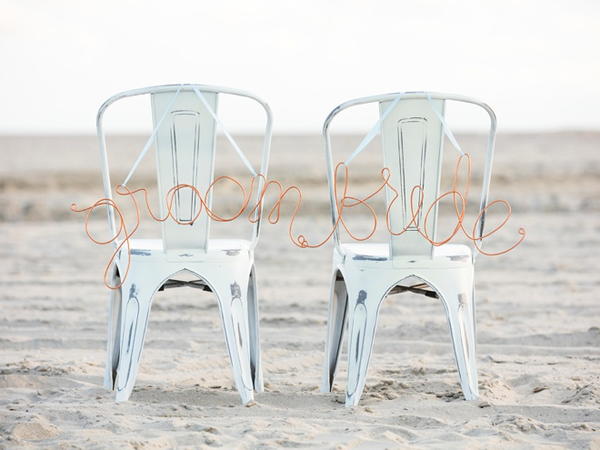 Modern Wire Wrapped Chair Signs Modern Wire Wrapped Chair Signs