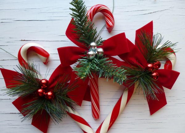 Vintage Candy Cane DIY Ornaments Vintage Candy Cane DIY Ornaments
