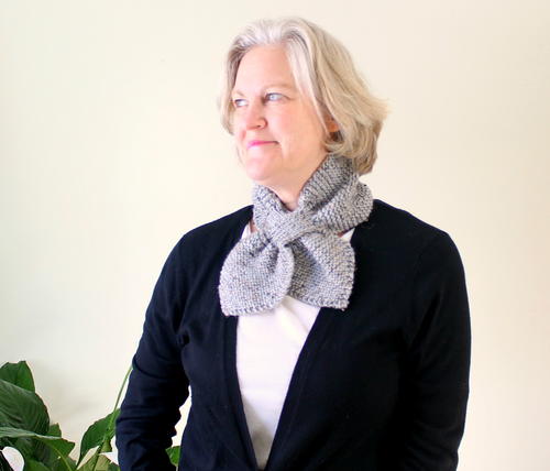 Garter Stitch Bow Tie Scarf_1