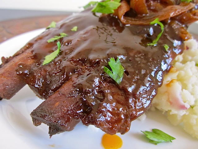 Slow Cooker BBQ Ribs on a Budget Slow Cooker BBQ Ribs on a Budget