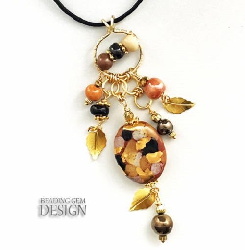 Kazuri Bead and Wire Pendant Tutorial Kazuri Bead and Wire Pendant Tutorial