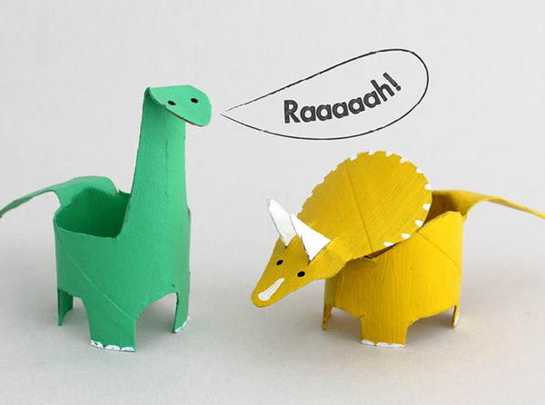 Make a Dinosaur from Toilet Rolls Make a Dinosaur from Toilet Rolls