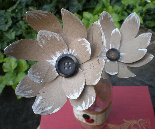 Recycled DIY Paper Flowers Recycled DIY Paper Flowers
