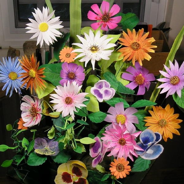 Learn How to Make Paper Flowers Learn How to Make Paper Flowers