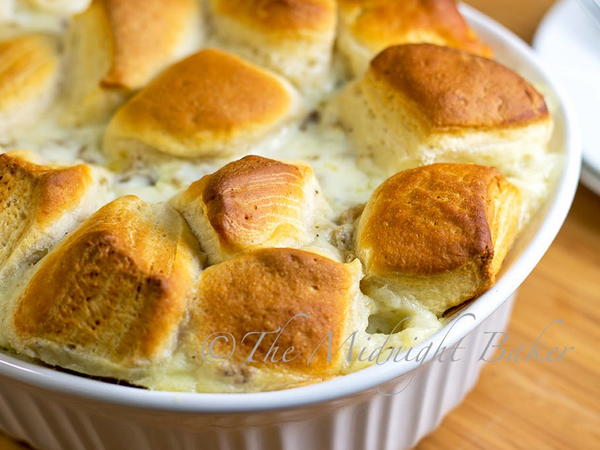 Biscuits and Gravy Pot Pie Biscuits and Gravy Pot Pie