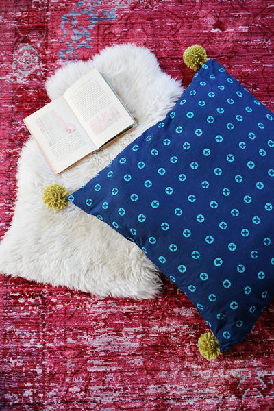 Fabulous Floor DIY Pillows Fabulous Floor DIY Pillows