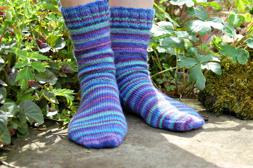 Basic Striped Socks AllFreeKnitting com Basic Striped Socks AllFreeKnitting com