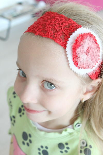 Lace and Net DIY Fabric Flower Lace and Net DIY Fabric Flower