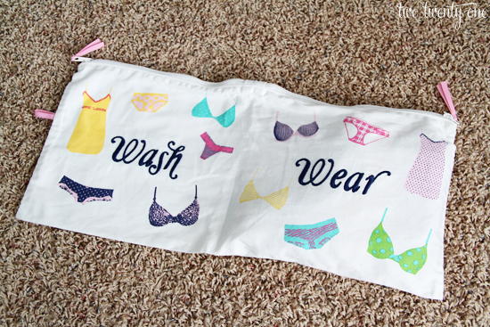 Delicate Dirties DIY Travel Bag Delicate Dirties DIY Travel Bag