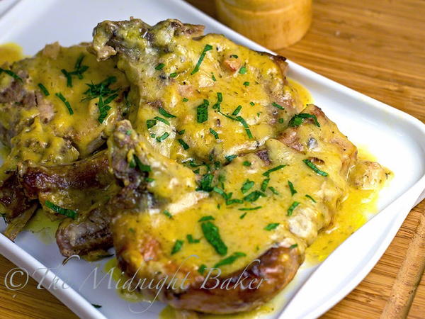 4-Ingredient Slow Cooker Pork Chops with Golden Ranch Gravy 4-Ingredient Slow Cooker Pork Chops with Golden Ranch Gravy