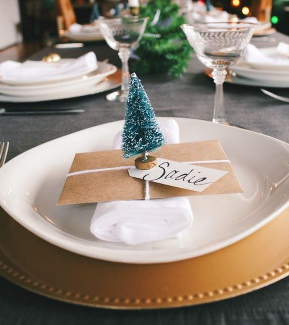 Minimalist Christmas Tree Place Cards Minimalist Christmas Tree Place Cards