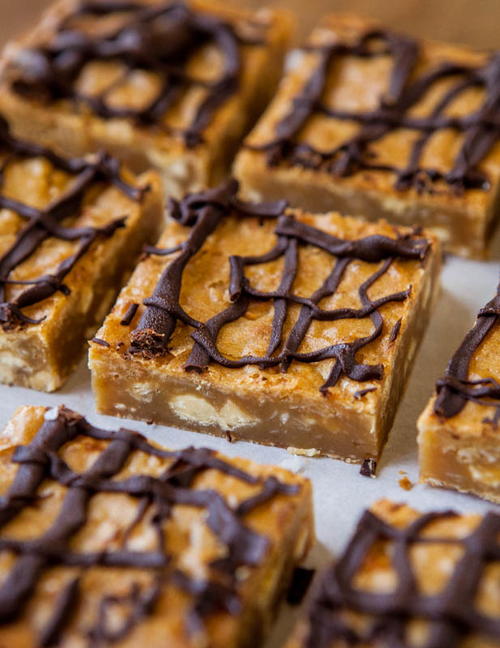 Coconut Blondies Coconut Blondies