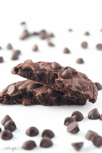 Moms Old Fashion Double Chocolate Cookies Moms Old Fashion Double Chocolate Cookies