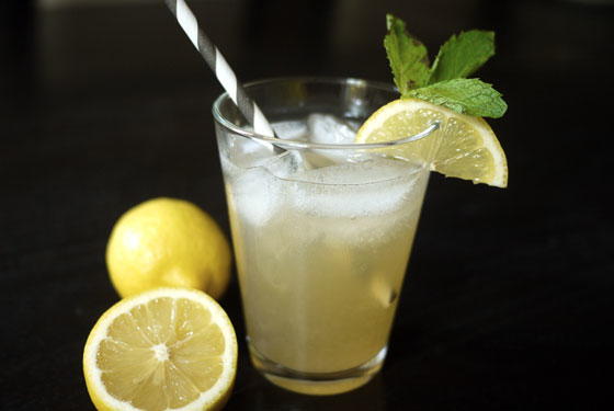 Copycat Starbuck's Green Tea Lemonade Copycat Starbucks Green Tea Lemonade