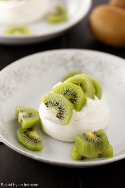Individual Kiwi Pavlovas Individual Kiwi Pavlovas