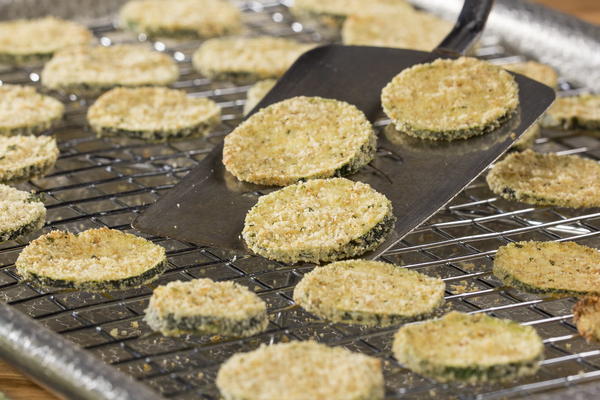 Baked Zucchini Chips