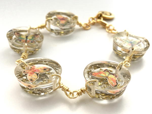 How to Make a Floating Butterfly Resin Bracelet How to Make a Floating Butterfly Resin Bracelet