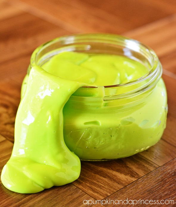 Glow-in-the-Dark DIY Slime Glow-in-the-Dark DIY Slime