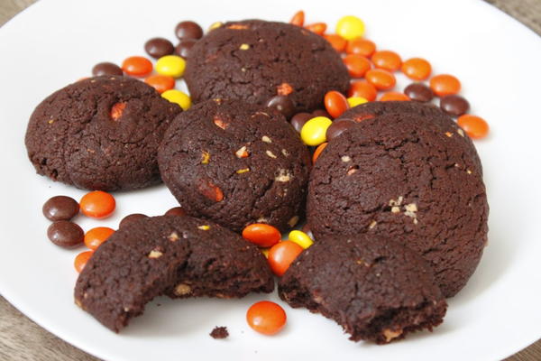 Chocolate Banana Reeses Pieces Cookies Chocolate Banana Reese’s Pieces Cookies