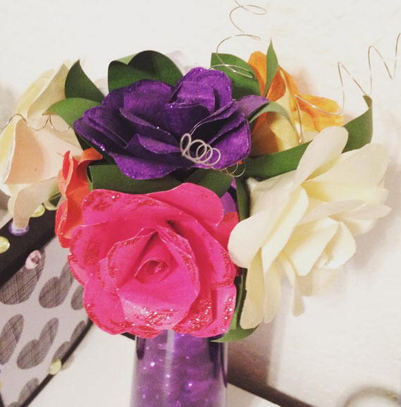 Elegant DIY Paper Roses Elegant DIY Paper Roses