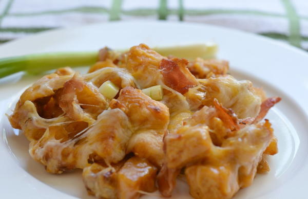 Extra Cheesy Buffalo Chicken and Potato Casserole Extra Cheesy, Buffalo Chicken, and Potato Casserole_1