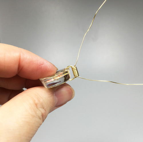 How to Make Wire Coil Hinges to Connect 2 Hole Beads How to Make Wire Coil Hinges to Connect 2 Hole Beads