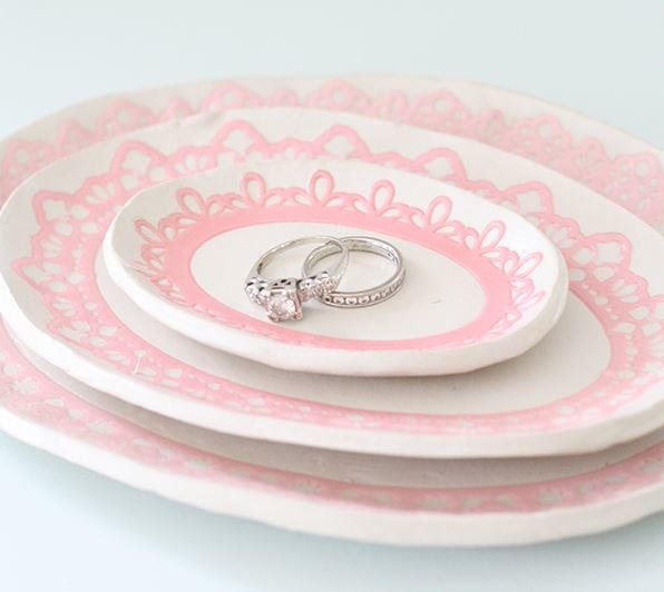 Stunning DIY Jewelry Dish Stunning DIY Jewelry Dish