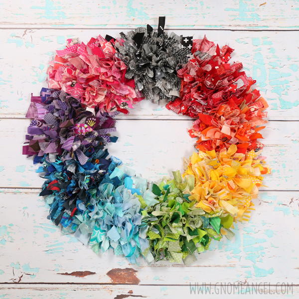 DIY Rainbow Fabric Scrap Rag Wreath DIY Rainbow Fabric Scrap Rag Wreath