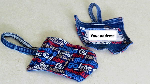 Luggage Tags from Jeans Pockets Luggage Tags from Jeans Pockets