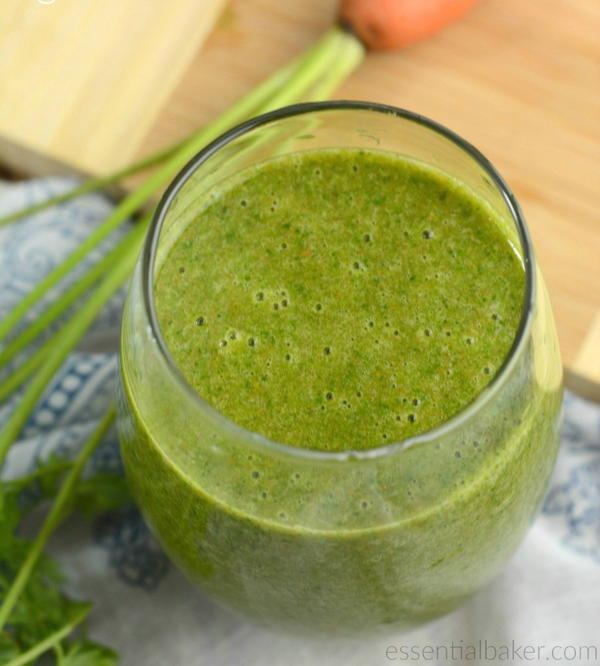 Carrot Cake Green Smoothie Carrot Cake Green Smoothie