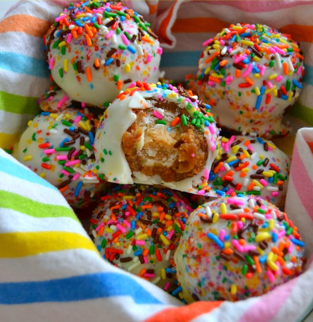 Birthday Bash Cake Balls Birthday Bash Cake Balls