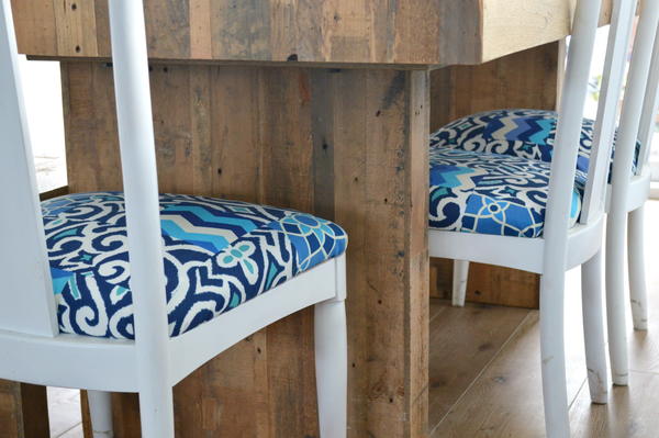 Reupholster Your Chairs with a Quilt Reupholster Your Chairs with a Quilt