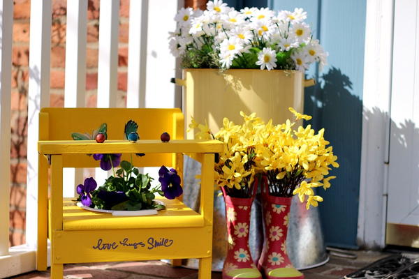 Flowers and Showers Porch Decor Flowers and Showers Porch Decor