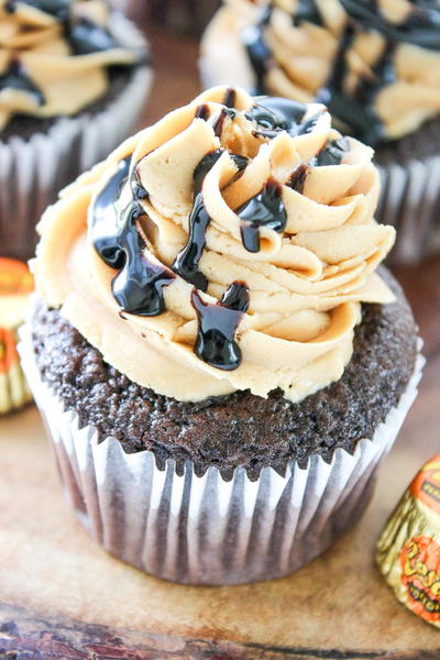 Reese's Cupcakes