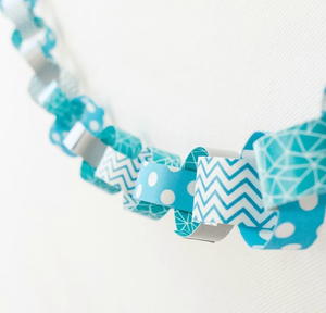 Wintry Washi Tape DIY Garland Wintry Washi Tape DIY Garland