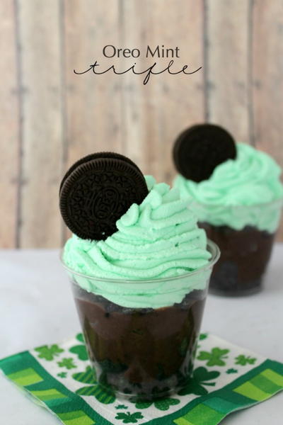 St Patricks Day Mint Oreo Trifle St. Patrick's Day Mint Oreo Trifle