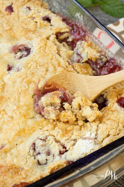 Easy Strawberry Dump Cobbler Easy Strawberry Dump Cobbler