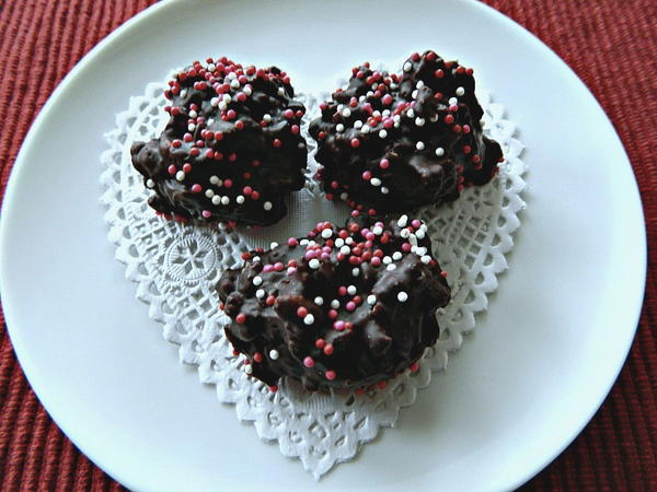 Dark Chocolate Crunchy Clusters Dark Chocolate Crunchy Clusters