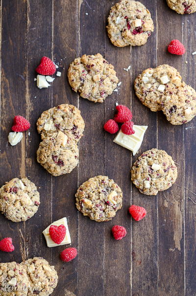 Raspberry White Chocolate Oatmeal Cookies Raspberry White Chocolate Oatmeal Cookies