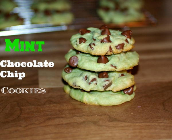 Mint Green Chocolate Chip Cookies Mint Green Chocolate Chip Cookies