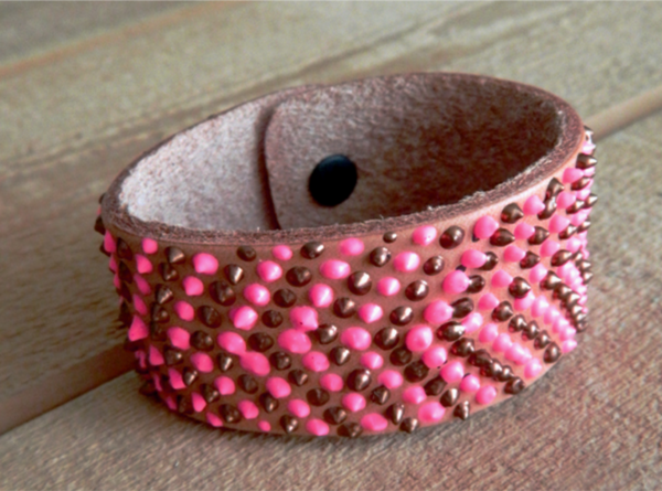 Unexpected Faux Beaded Bracelet Pattern Unexpected Faux Beaded Bracelet Pattern