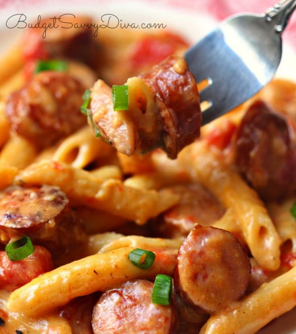 One Pan Cheesy Smoked Sausage Pasta One Pan Cheesy Smoked Sausage Pasta