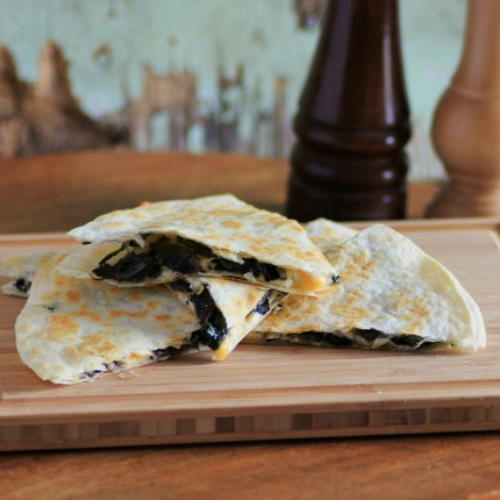 Quesadillas with Portabella Mushrooms and Spinach Quesadillas with Portabella Mushrooms and Spinach