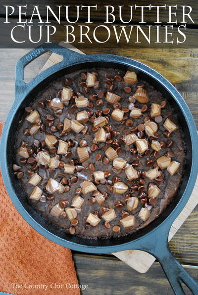 Peanut Butter Cup Skillet Brownies