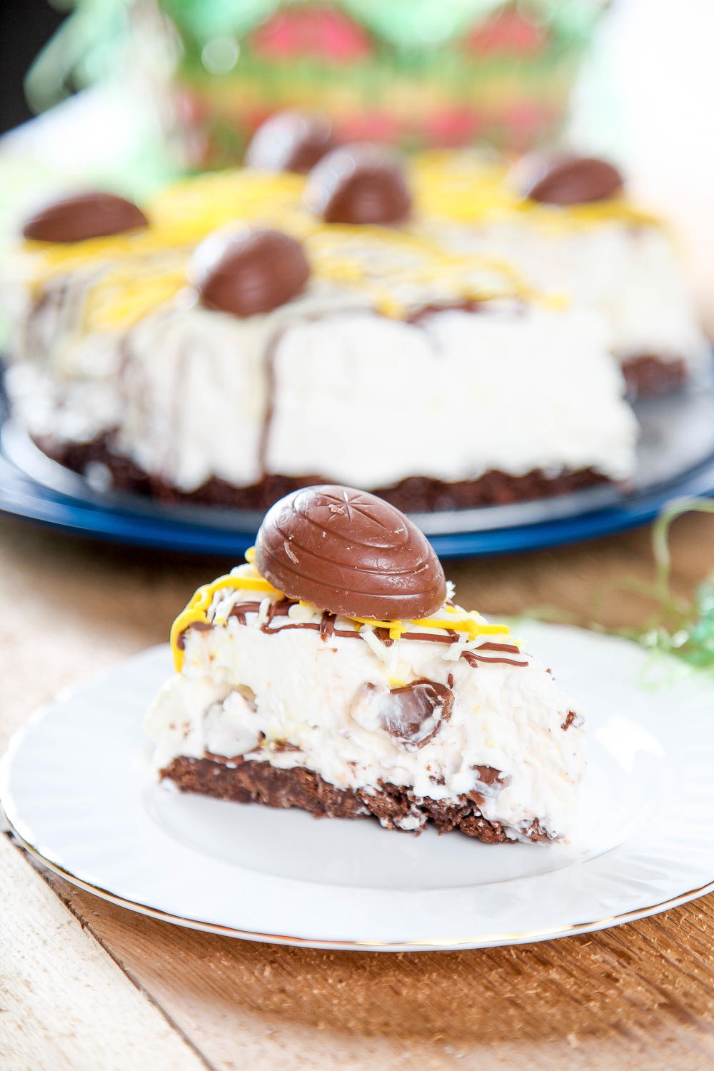 Creme Egg Cheesecake | TheBestDessertRecipes.com