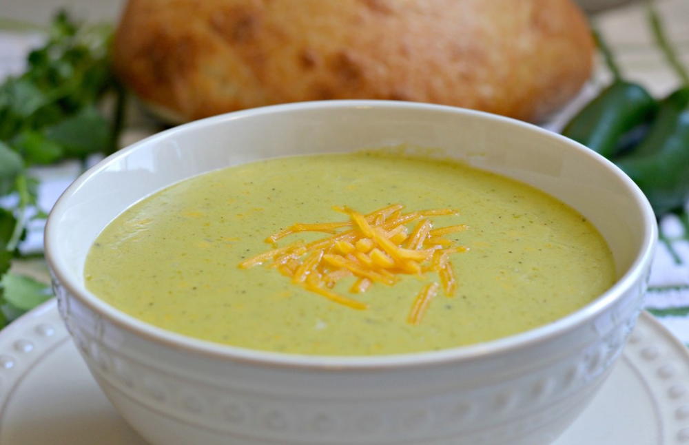 Copycat Kneaders Cheddar Jalapeno Soup