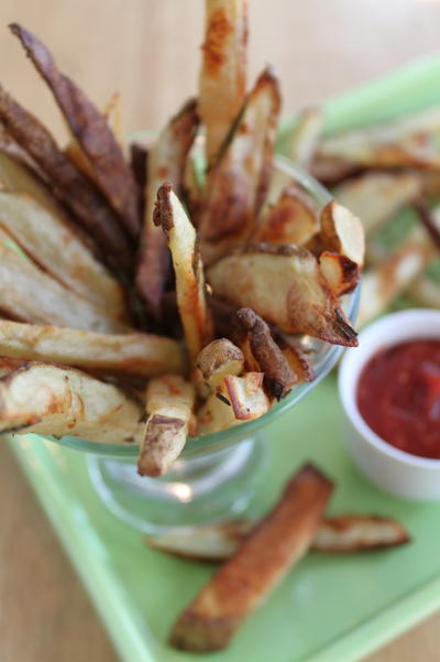 Baked Rosemary Garlic Fries Baked Rosemary Garlic Fries