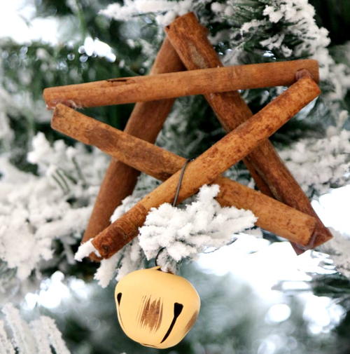 Cinnamon Stick Star DIY Ornament Cinnamon Stick Star DIY Ornament