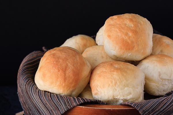 Fluffy Dinner Rolls Fluffy Dinner Rolls